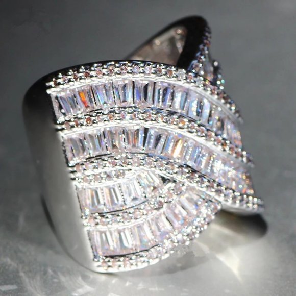 NEW 8.2 ct Silver Baguette Round Diamond Ring - Picture 2 of 4